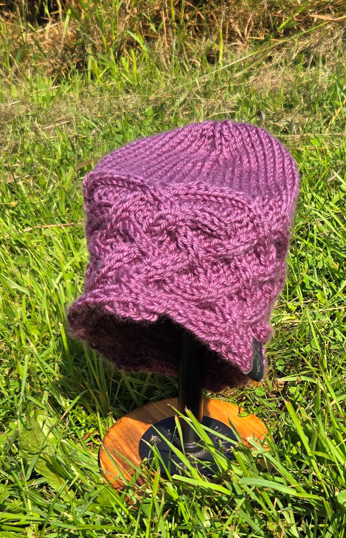 Knit Hat Celtic Knot: Purple