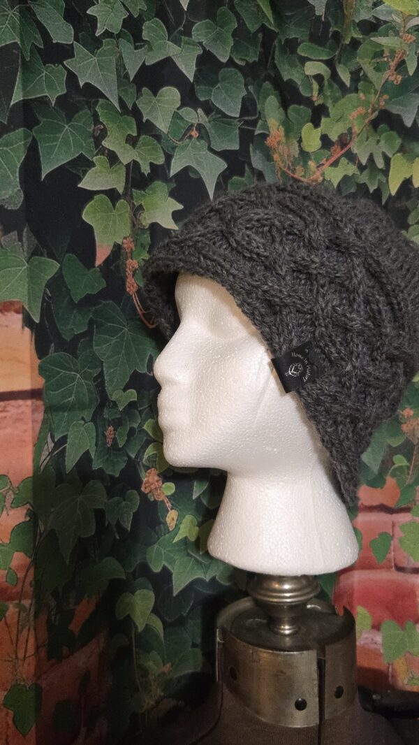 Knit Hat Celtic Knot: Grey Large - x-large size - Image 2
