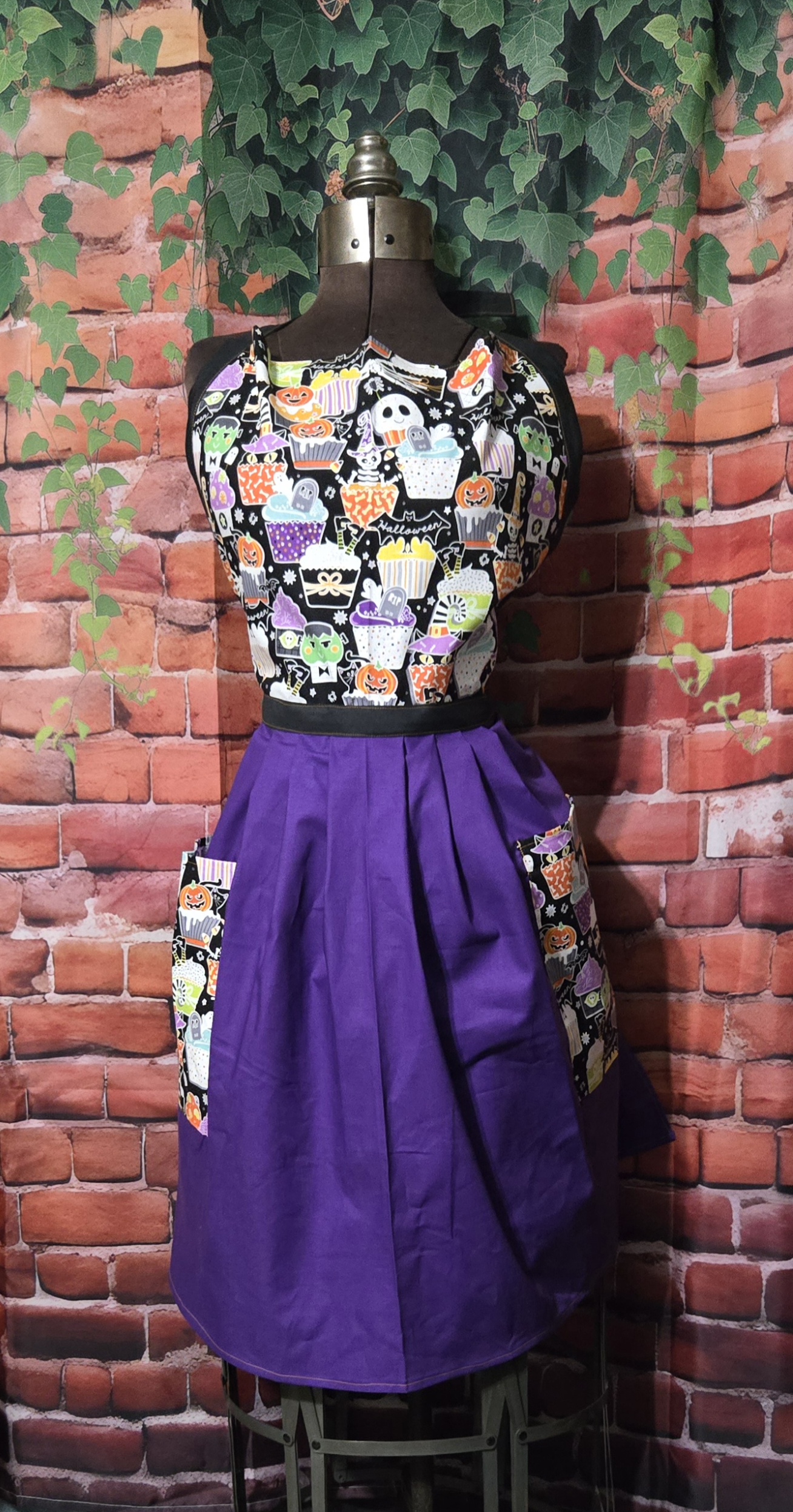 Kitchen Apron Full: Halloween: Scary Cupcakes top with Purple skirt and two pockets