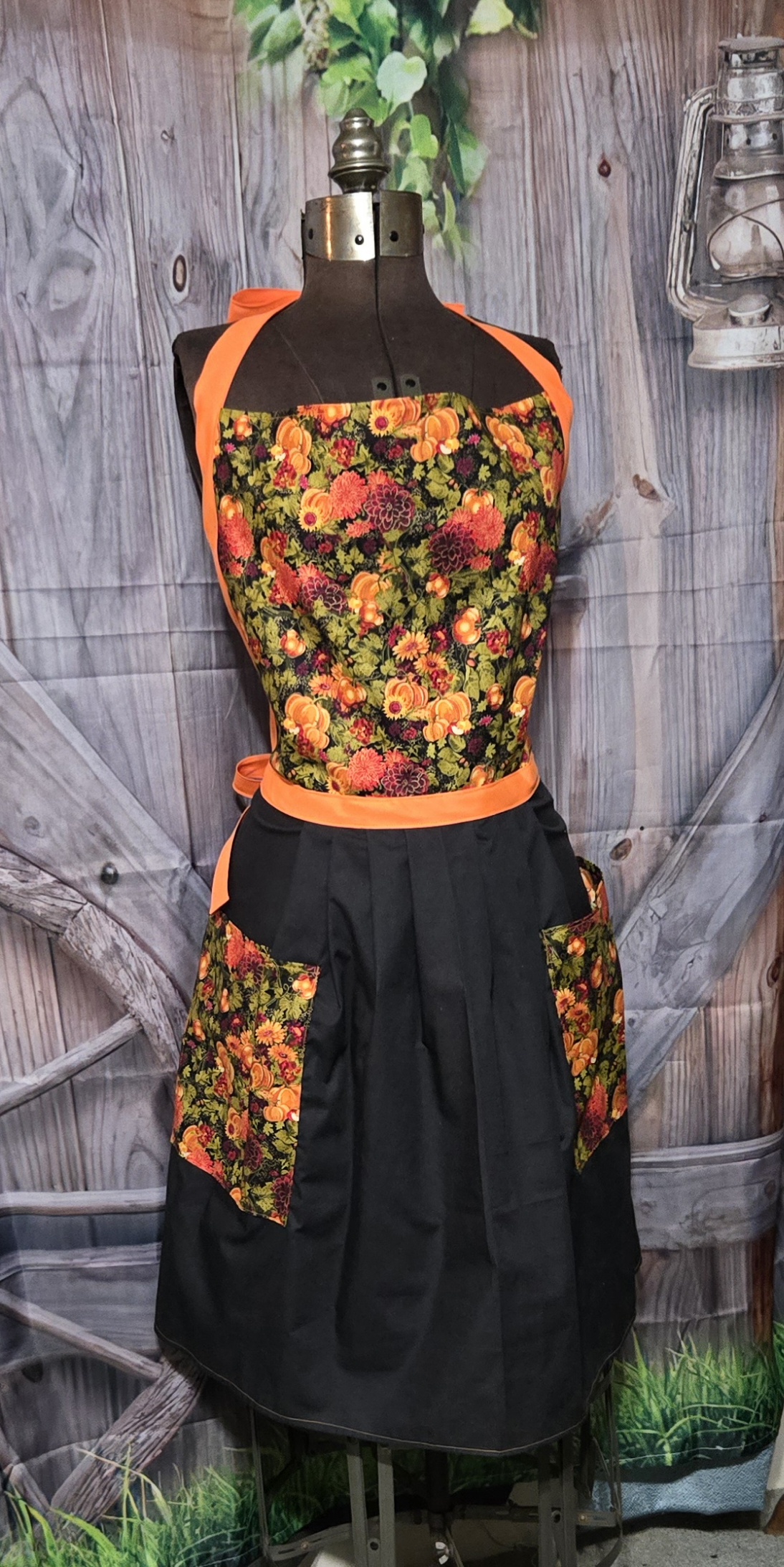 Kitchen Apron Full: Fall: Classic Harvest top with Black skirt and two pockets