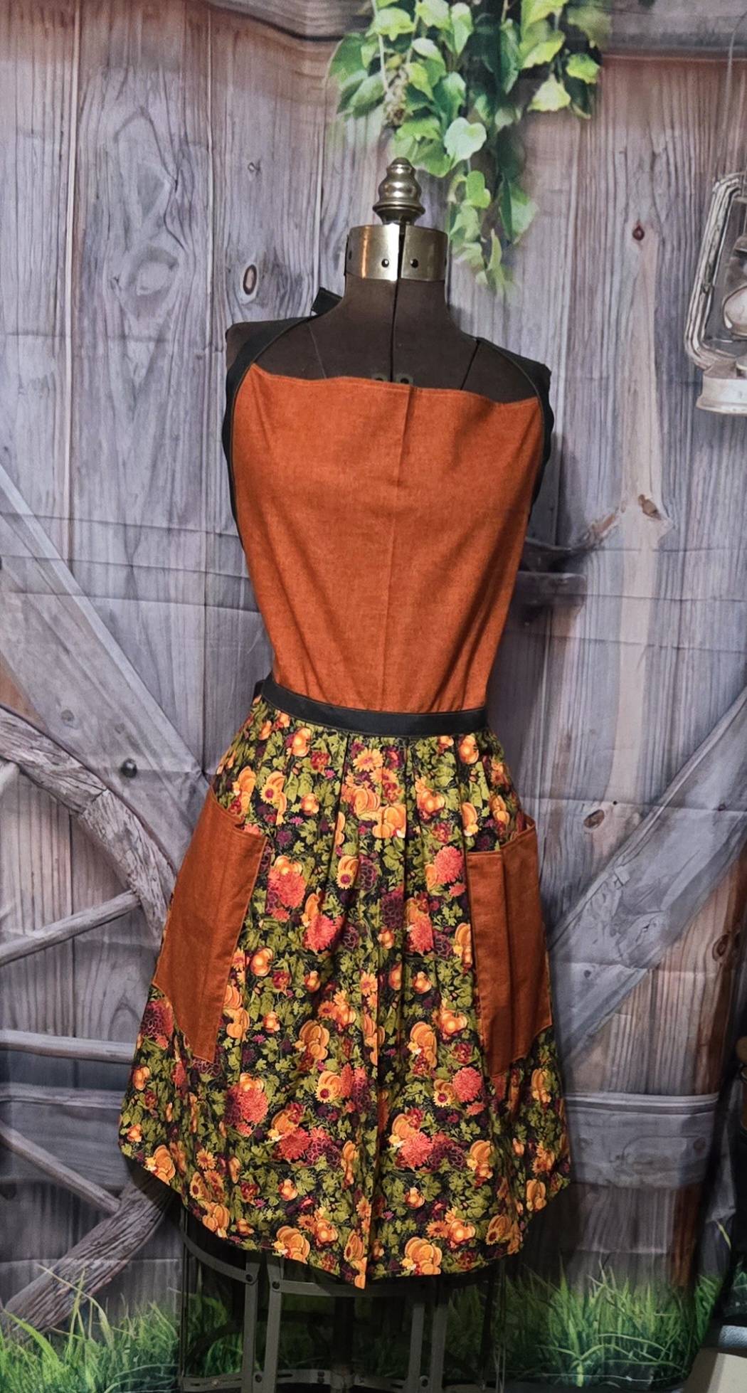 Kitchen Apron Full: Fall: Orange top with Classic Harvest skirt and two pockets
