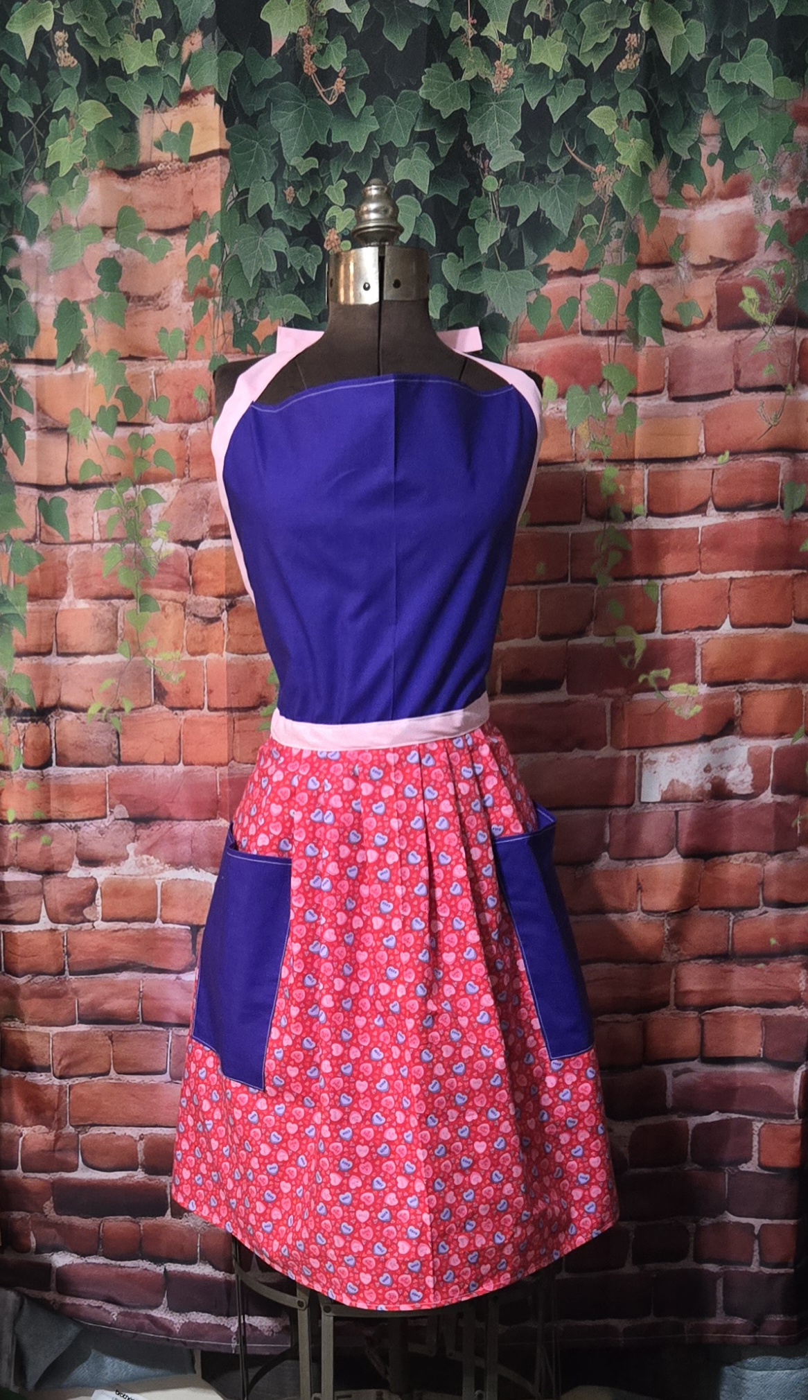 Kitchen Apron Full: Valentines: Purple top with Valentine Heart Print skirt and two pockets