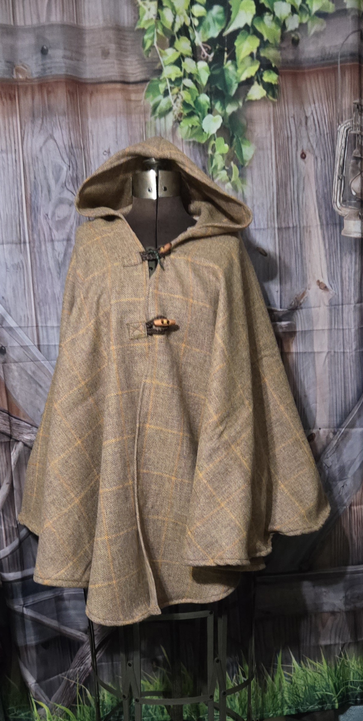 Wool Cloaks: Classic with a hood, Brown and Tan Plaid