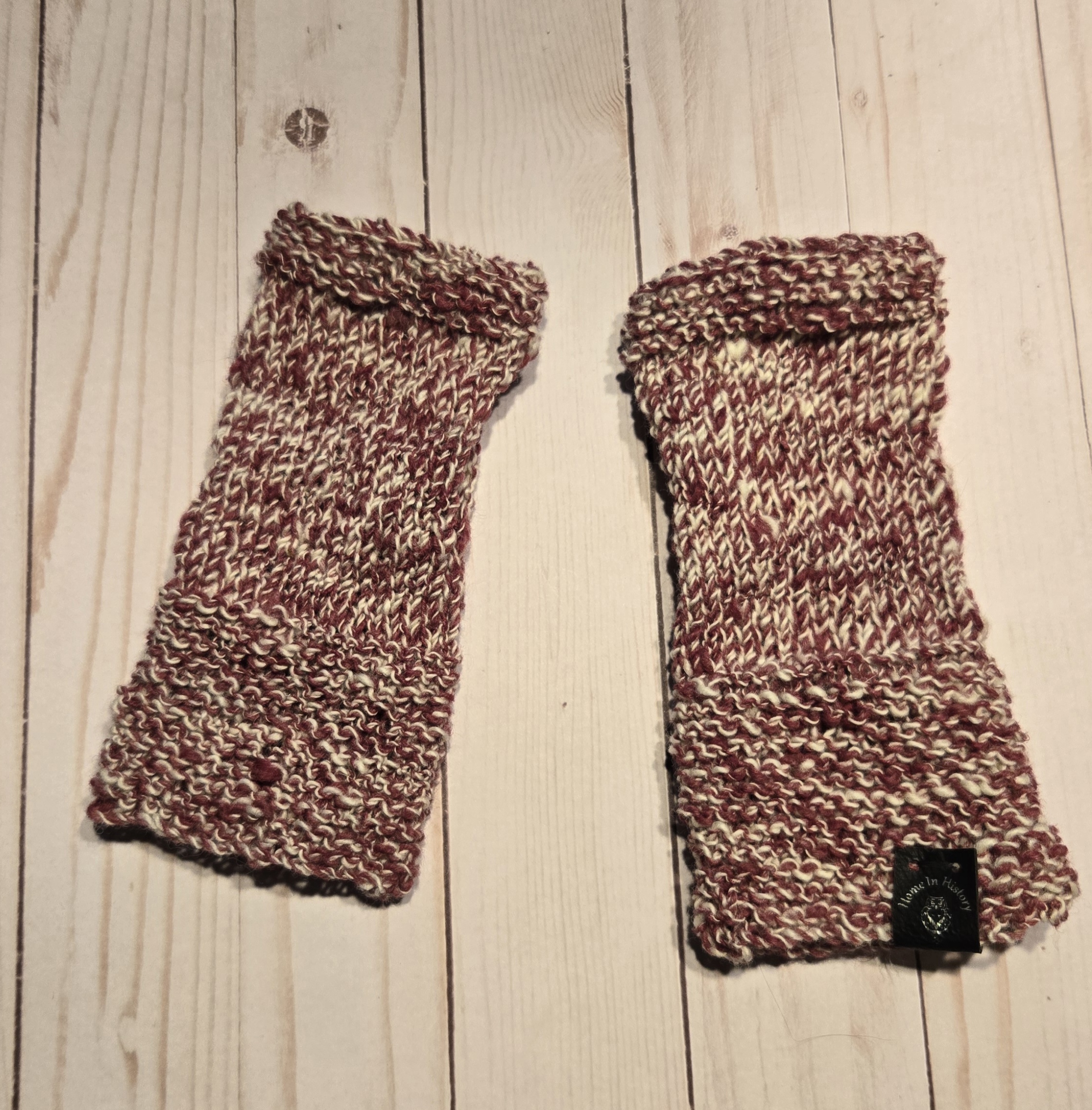 Hand Spun Wool Fingerless Mittens: Red and White