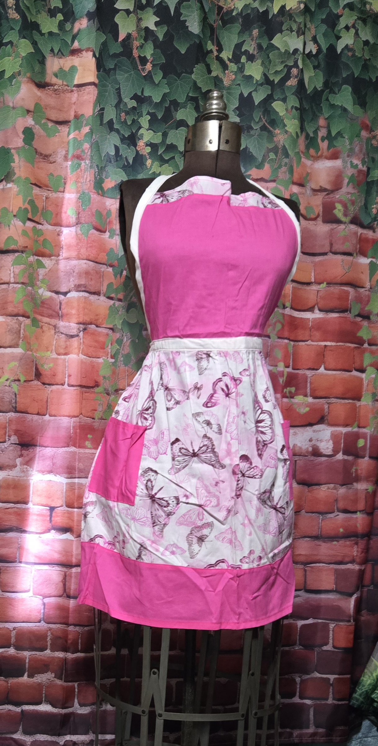Kitchen Apron Full: In the Garden, Pink top, Butterfly skirt with 2 pockets - Image 2