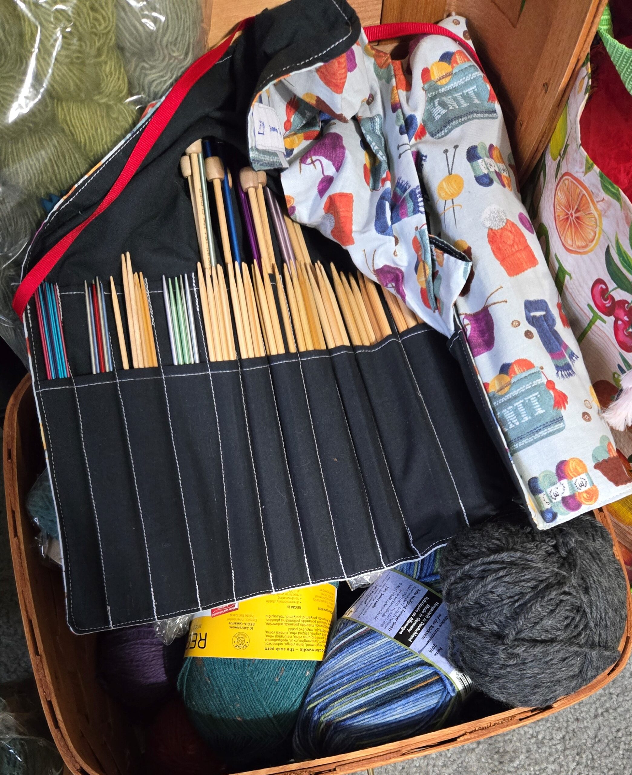 Needle Rolls: Yarn Lover: Red, Black and White Skeins and balls - Image 3