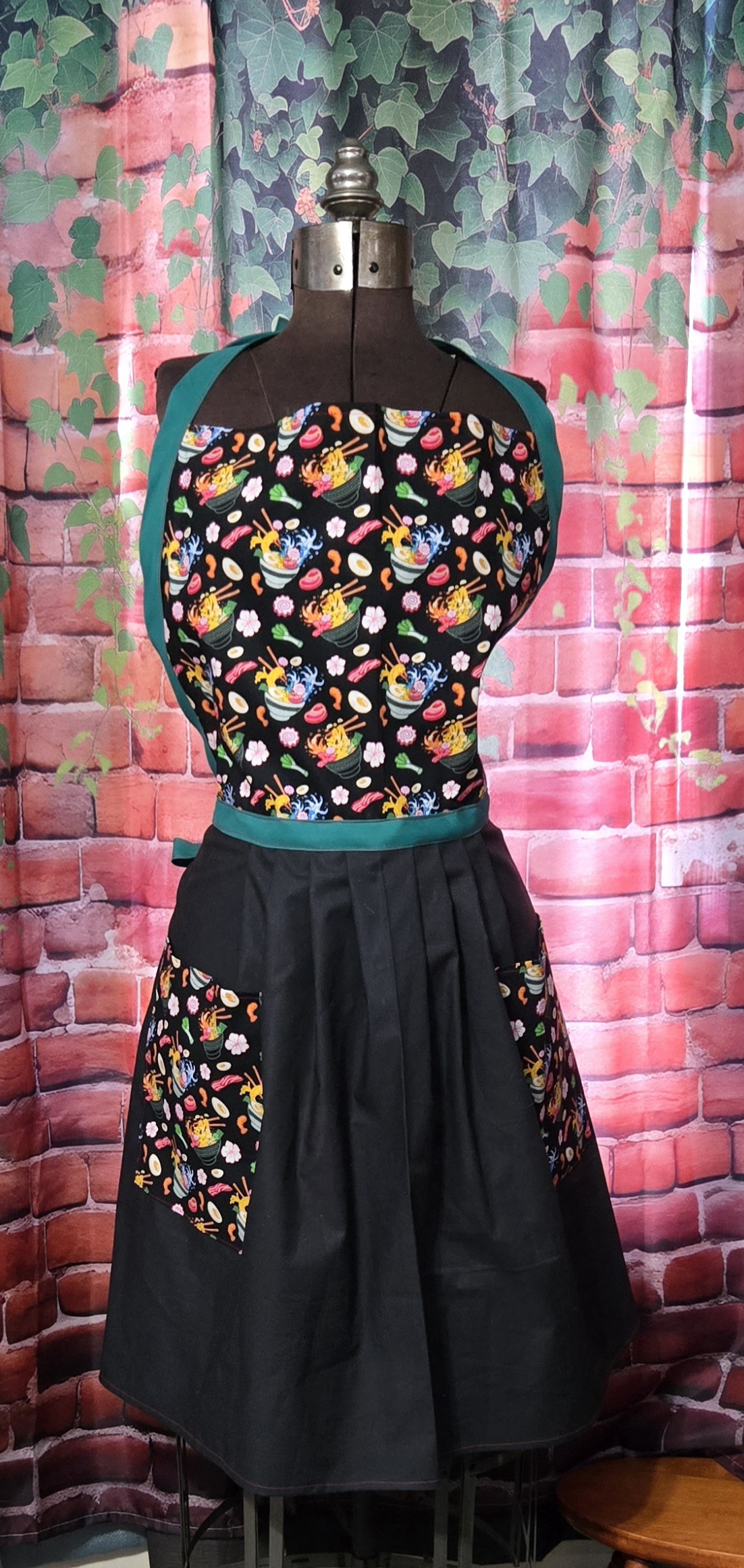 Kitchen Apron Full: Stir Fry; Print Top, Black skirt with 2 pockets