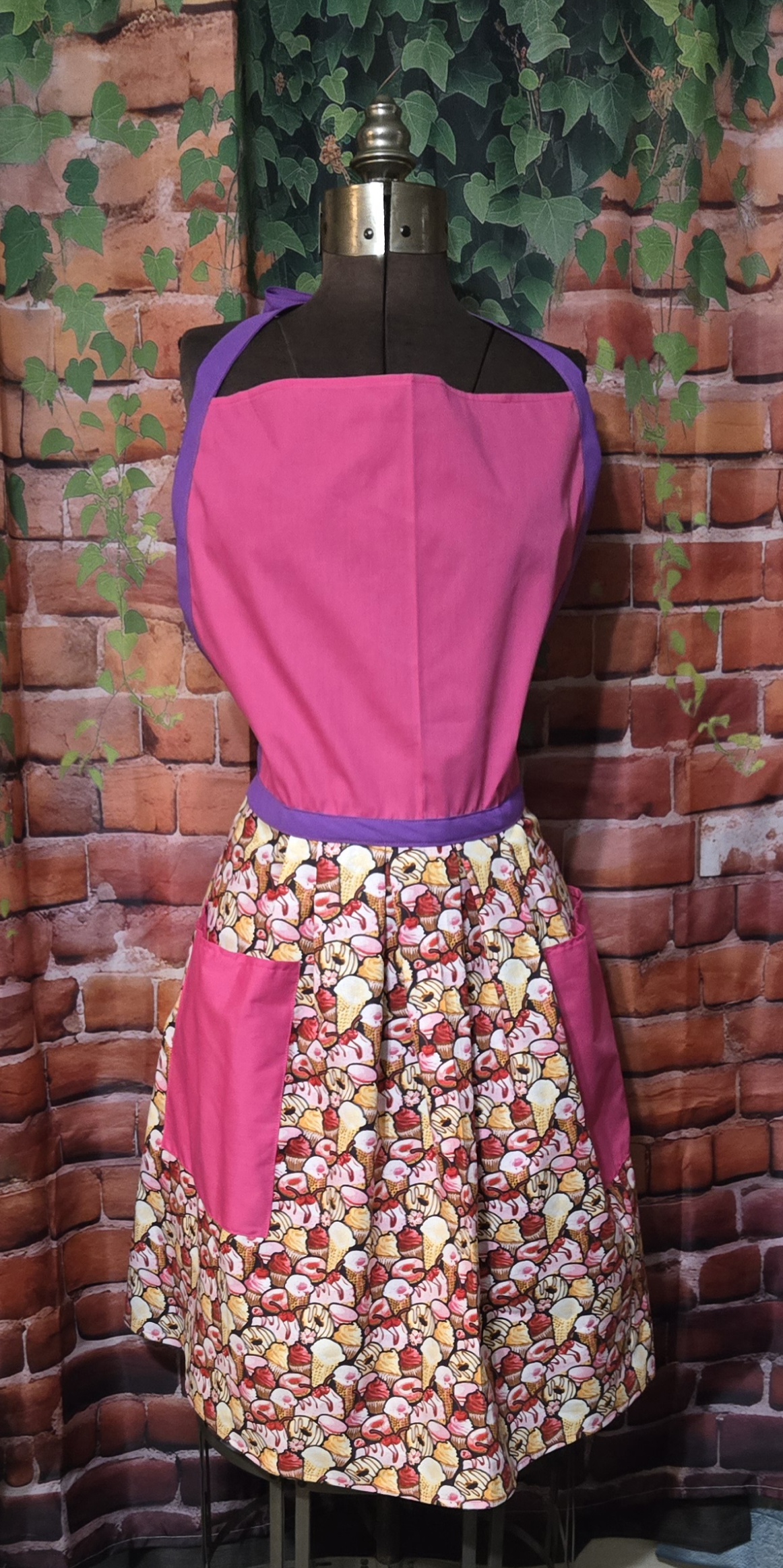 Kitchen Apron Full: Dessert A la Mode; Pink Top, Print skirt with 2 pockets