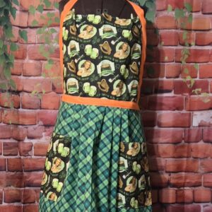 Kitchen Apron Full: St. Patrick's Day; Irish Pub Print Top, Plaid skirt with 2 pockets