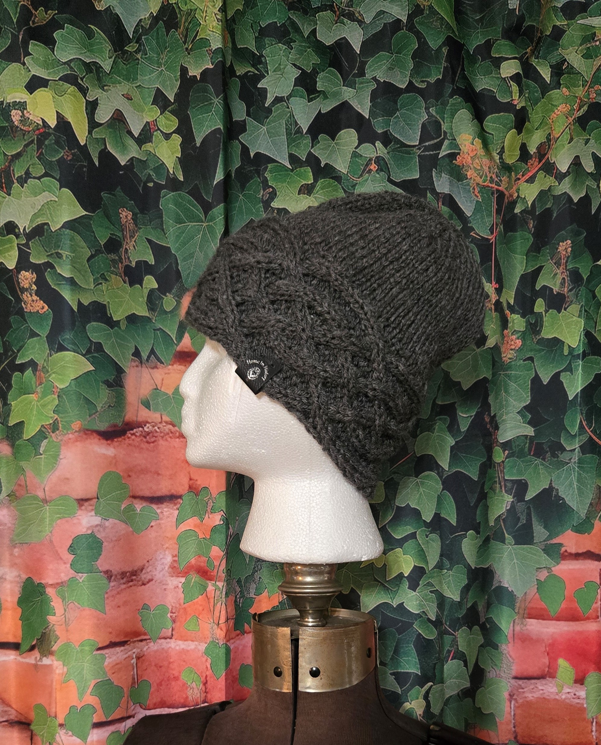 Knit Hat Celtic Knot: Grey Small-Large size