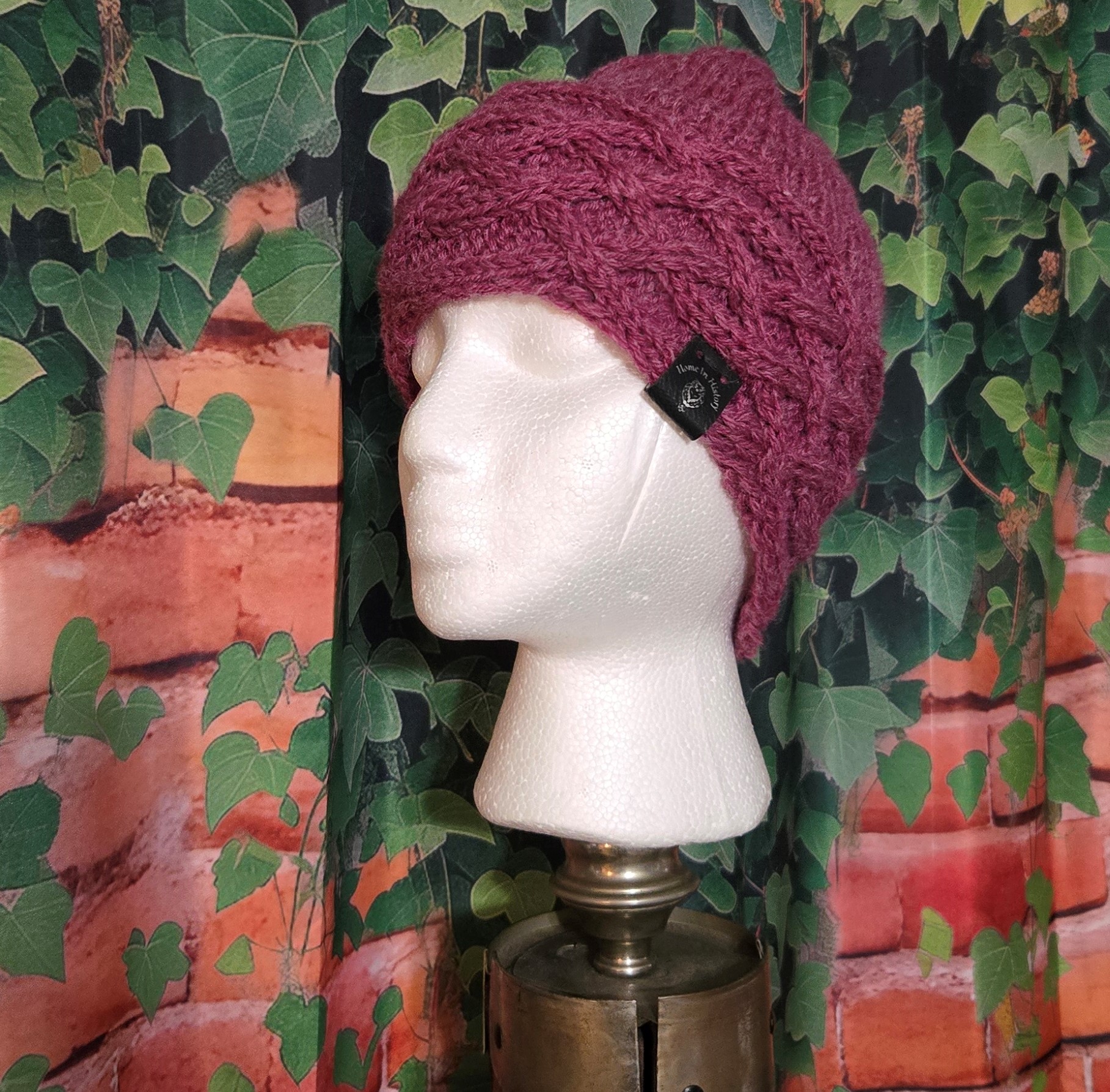 Knit Hat Celtic Knot: Lavender Pink Small-Large size - Image 3