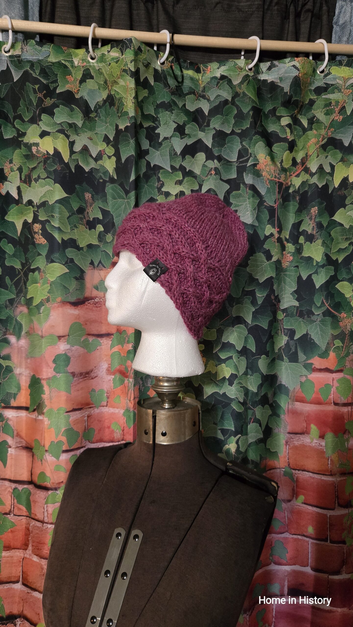 Knit Hat Celtic Knot: Lavender Pink Small-Large size - Image 2