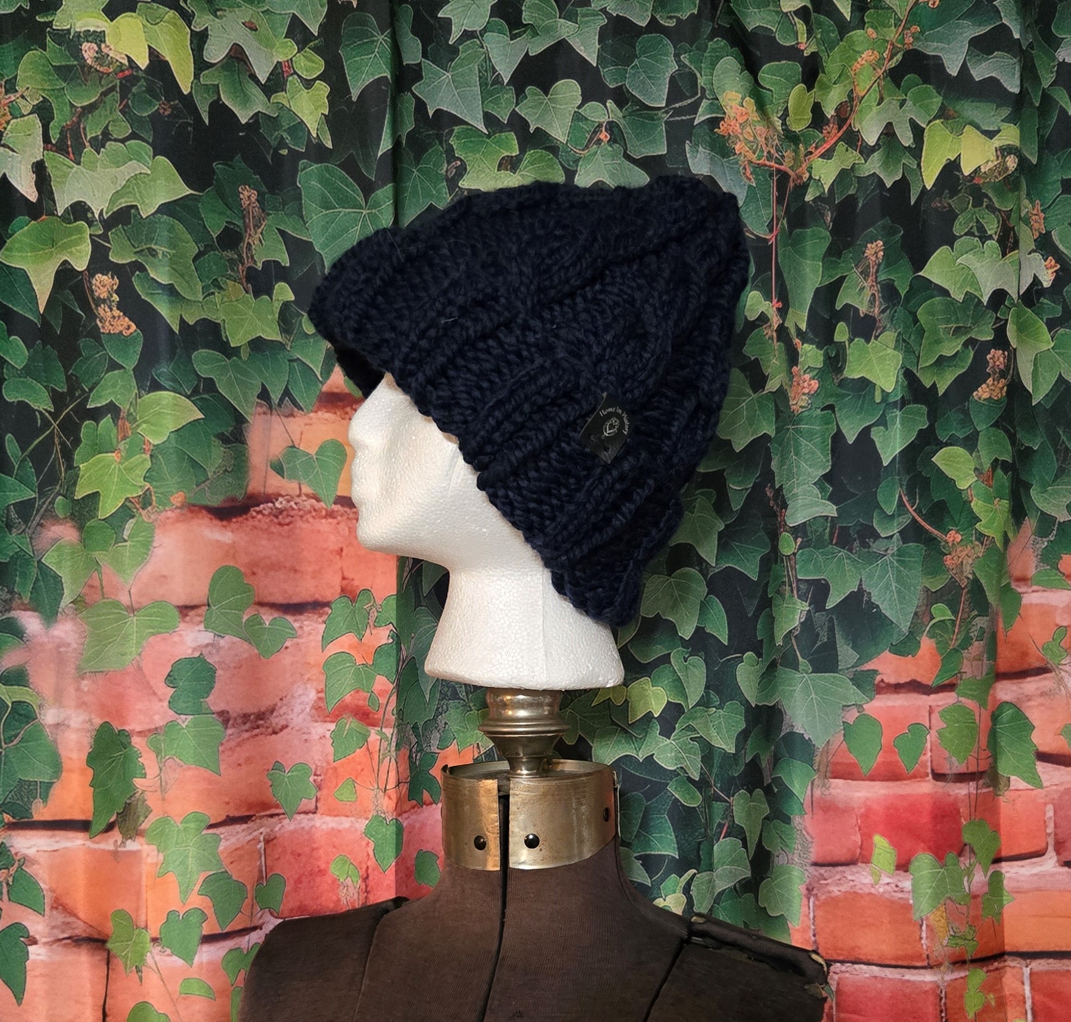 Knit Hat Basic Cables: Black medium Large