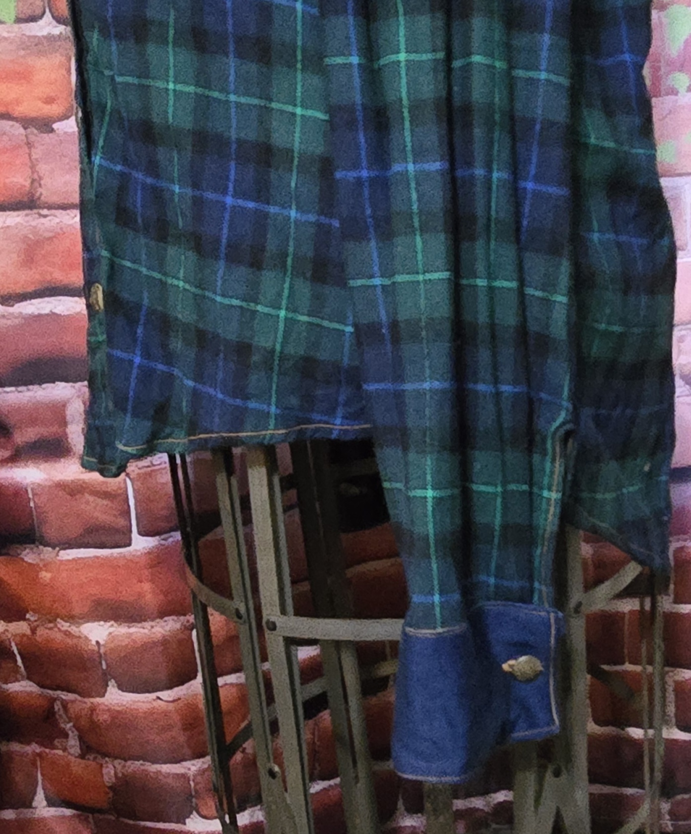 Shirts long Sleeve Flannel: Blue and Green Plaid with denim accents Women's size Large - Image 3