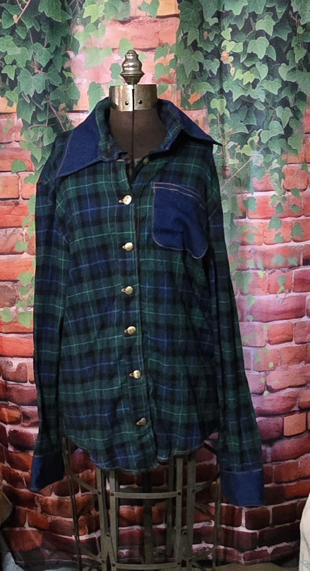 Shirts long Sleeve Flannel: Blue and Green Plaid with denim accents Women's size Large